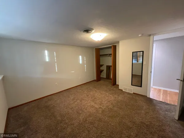 $2,800 | 1436 Selby Avenue, St. Paul Park, MN 55071