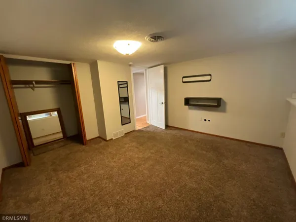 $2,800 | 1436 Selby Avenue, St. Paul Park, MN 55071