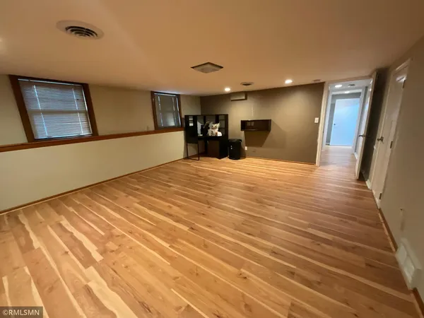 $2,800 | 1436 Selby Avenue, St. Paul Park, MN 55071