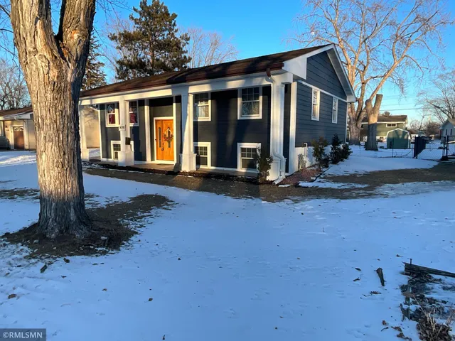 $2,800 | 1436 Selby Avenue, St. Paul Park, MN 55071
