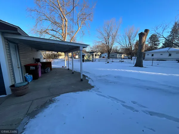 $2,800 | 1436 Selby Avenue, St. Paul Park, MN 55071