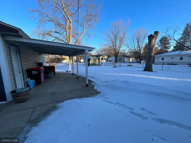 $2,800 | 1436 Selby Avenue, St. Paul Park, MN 55071