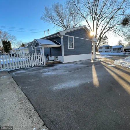 $2,800 | 1436 Selby Avenue, St. Paul Park, MN 55071