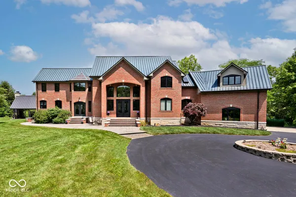 $1,700,000 | 7504 West 600 South, New Palestine, IN 46163