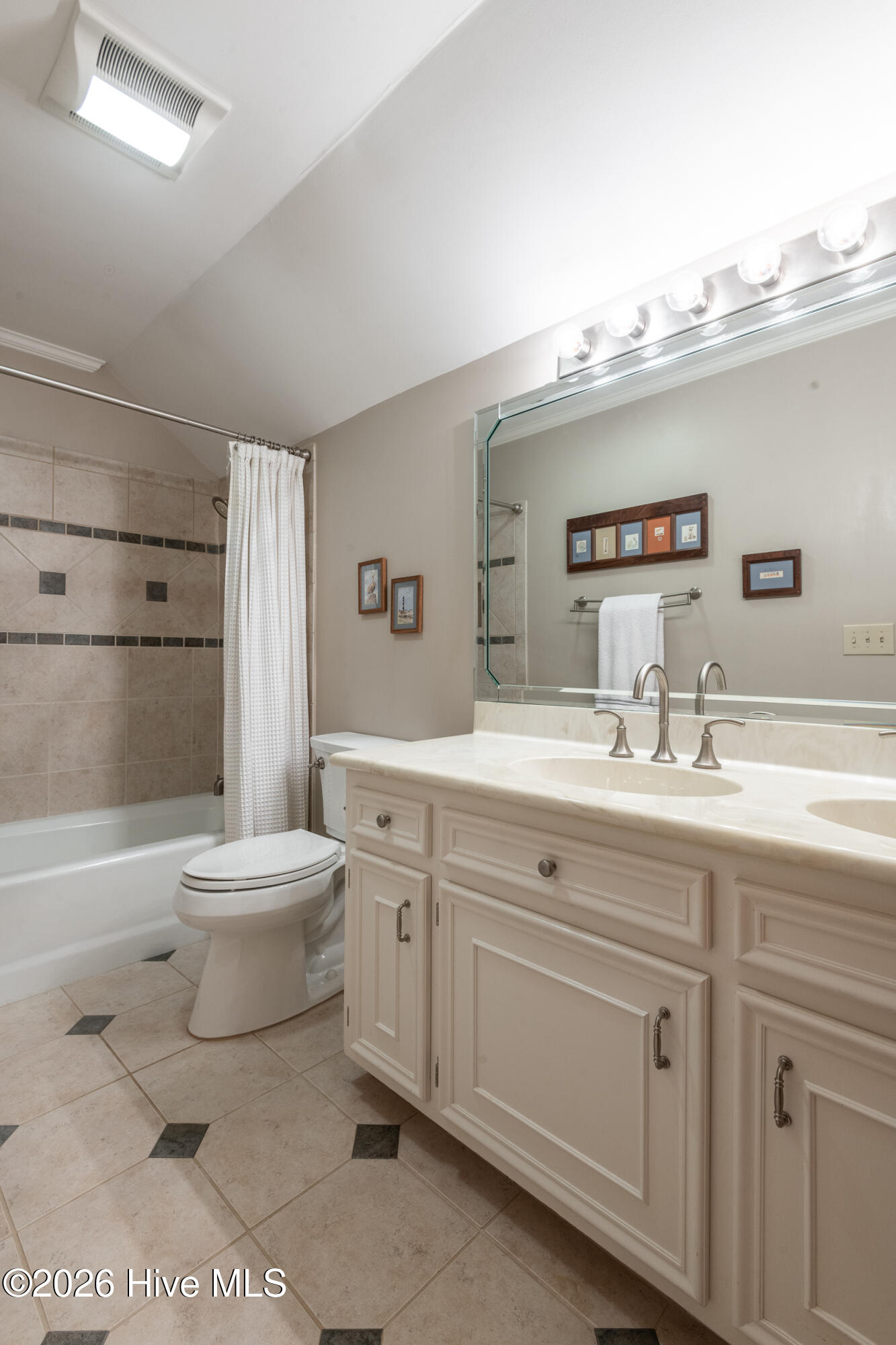 312 Pinewood Road Greenville, NC 27858 - Photo 50 of 87 312PINEWOOD_50