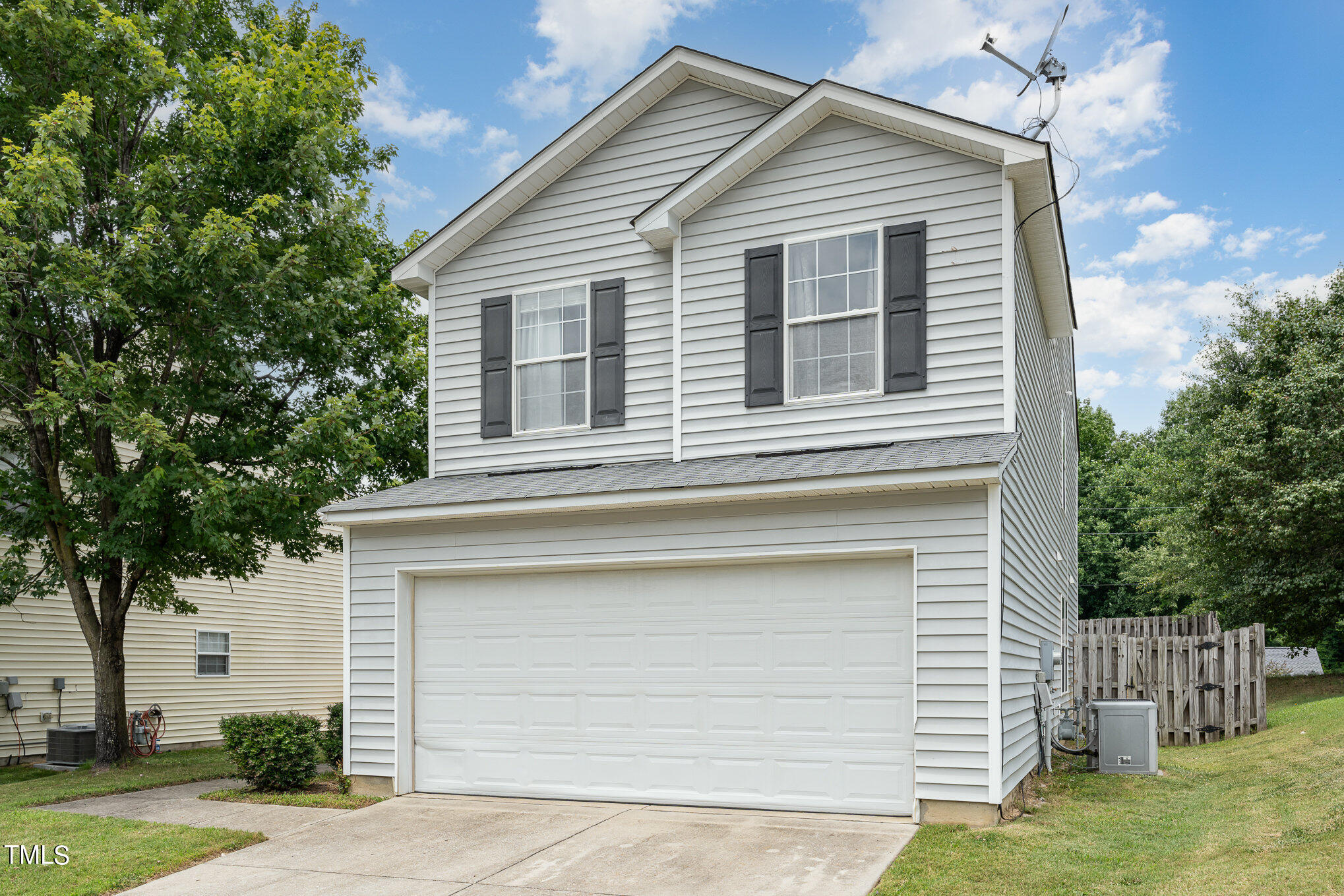 4028 Apperson Drive Raleigh, NC 27610 - Photo 3 of 26 004_44-edit