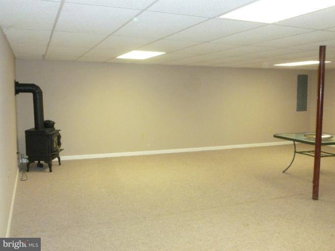 86 Woodbrier Road Berkeley Springs, WV 25411 - Photo 22 of 30 Family Room