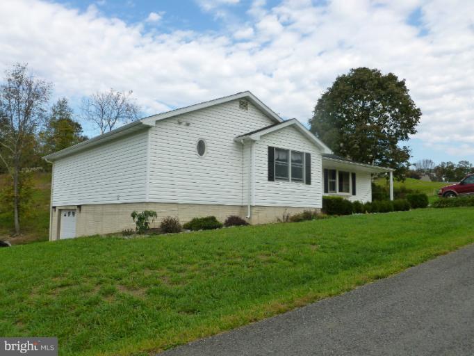 86 Woodbrier Road Berkeley Springs, WV 25411 - Photo 4 of 30 Exterior (General)