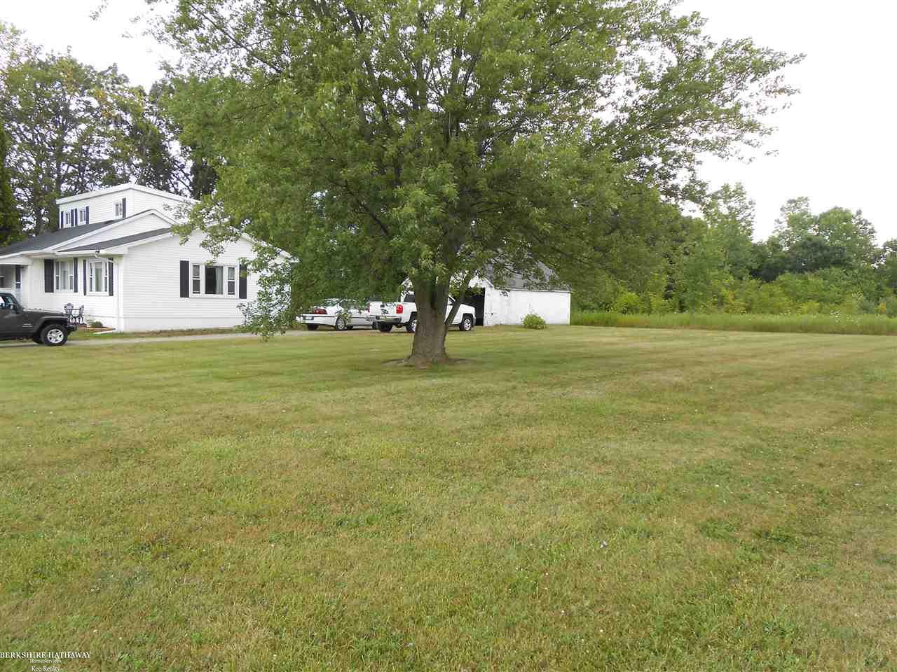 5120 Capac Road Capac, MI 48014 - Photo 11 of 35 31391014-10.JPG