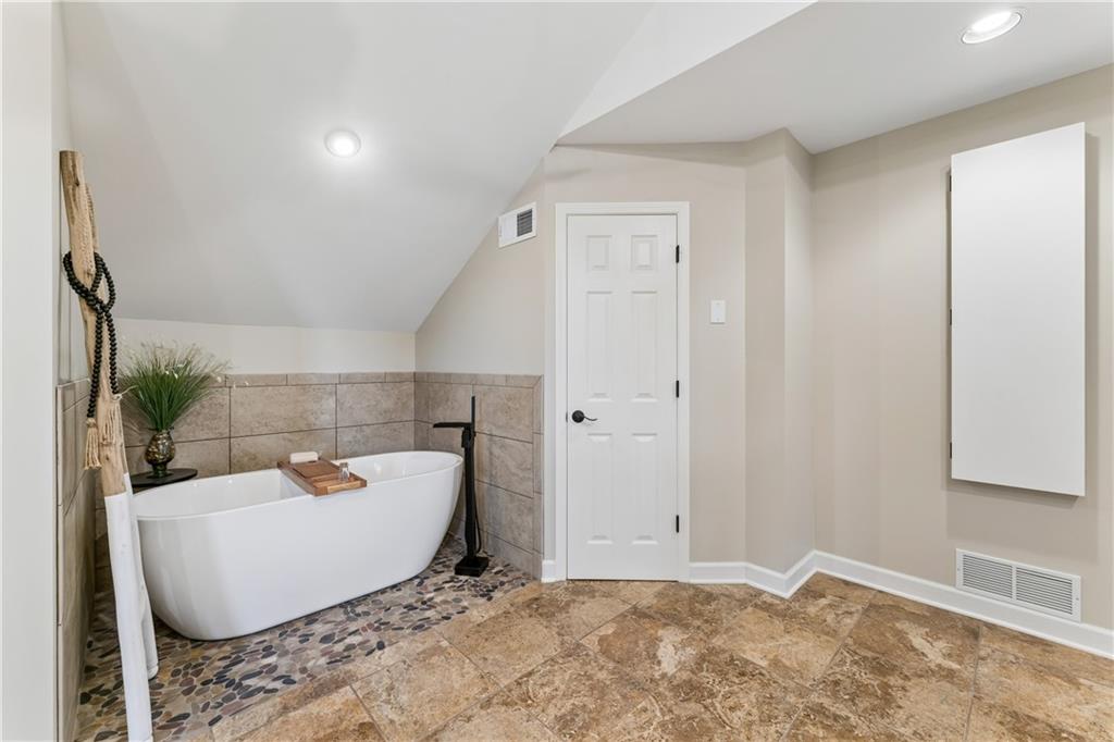 23237 Nall Road Bucyrus, KS 66013 - Photo 37 of 96