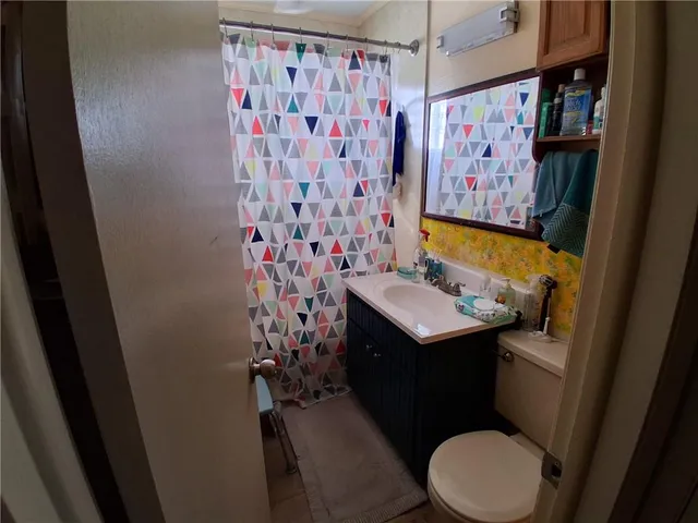 $184,999 | 9316 Richmond Drive, Kansas City, MO 64138