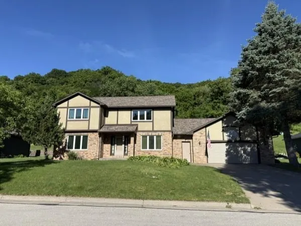 $450,000 | 217 Oak Leaf Drive, Winona, MN 55987