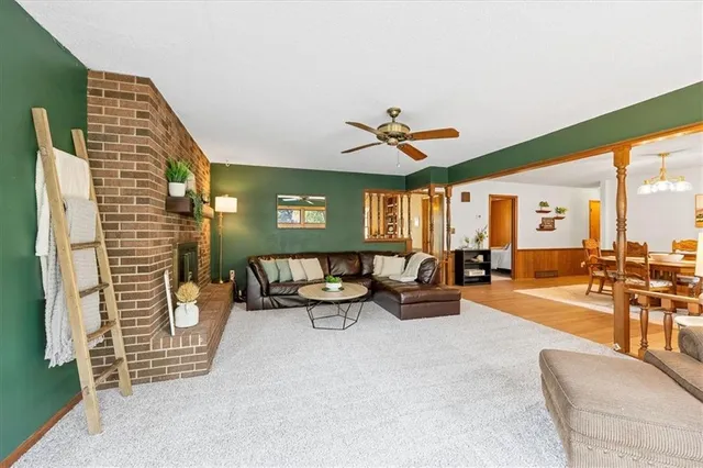 $335,000 | 1233 North 86th Street, Kansas City, KS 66112