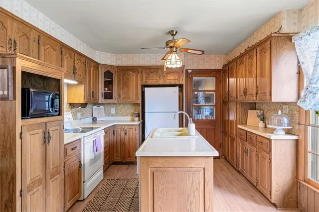 $335,000 | 1233 North 86th Street, Kansas City, KS 66112