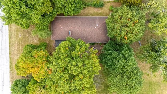 $335,000 | 1233 North 86th Street, Kansas City, KS 66112