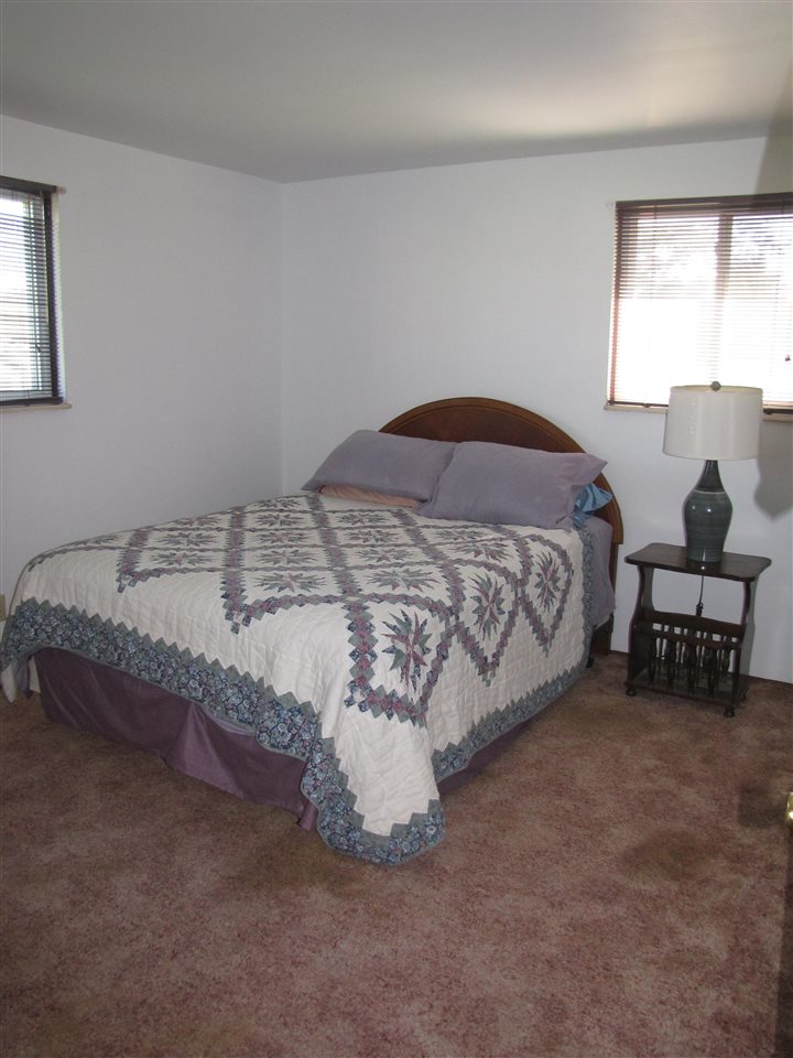 6075 Rocking Chair Road Grand Blanc, MI 48439 - Photo 12 of 22 50060645-11.JPG