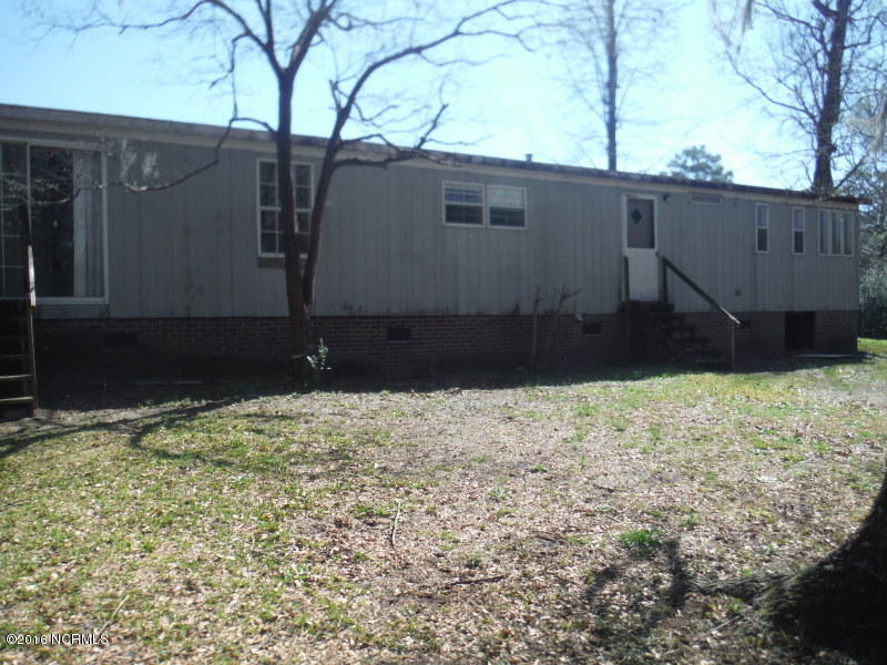 4601 West Gate Road Wilmington, NC 28405 - Photo 2 of 15 Rear