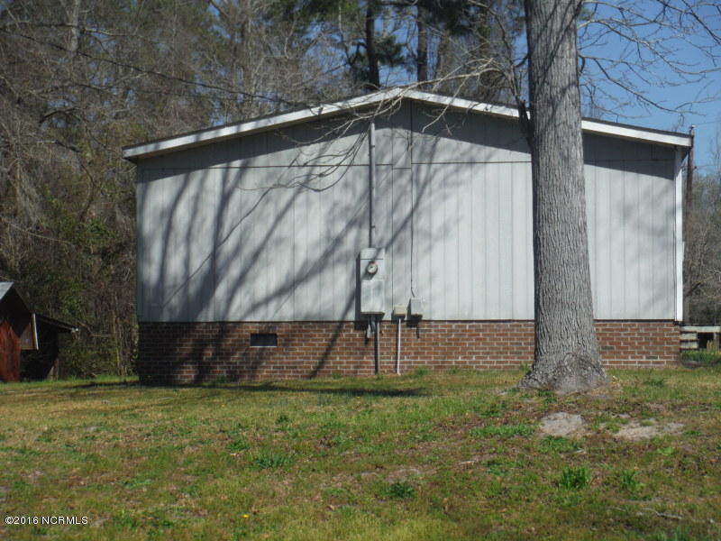 4601 West Gate Road Wilmington, NC 28405 - Photo 4 of 15 Side Left