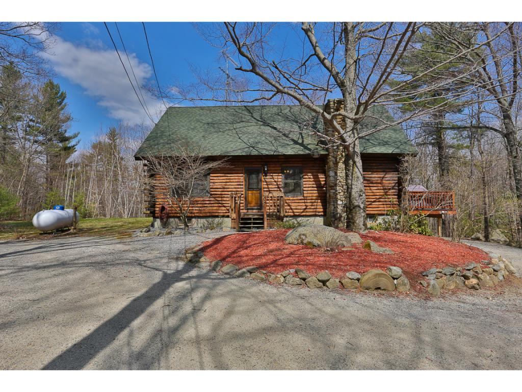 722 Bennington Road Francestown, NH 03043 - Photo 2 of 21 Gallery Image 2