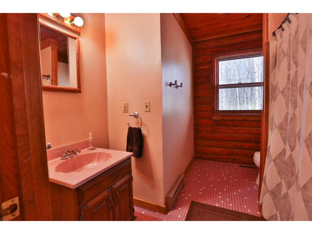 722 Bennington Road Francestown, NH 03043 - Photo 15 of 21 Gallery Image 15