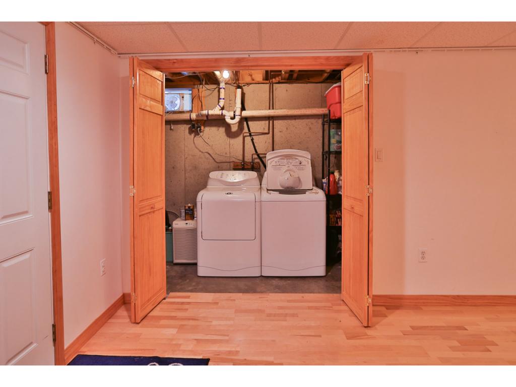722 Bennington Road Francestown, NH 03043 - Photo 16 of 21 Gallery Image 16