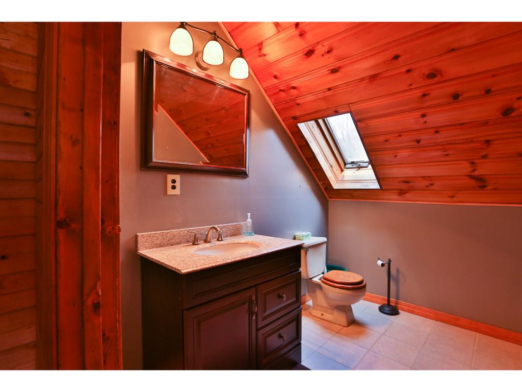 722 Bennington Road Francestown, NH 03043 - Photo 8 of 21 Gallery Image 8