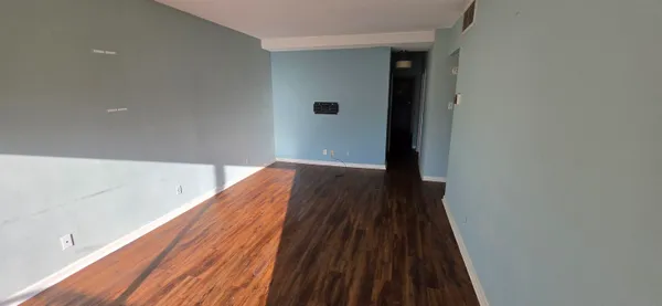 $1,200 | 1271 Poplar Avenue, Unit 508, Memphis, TN 38104