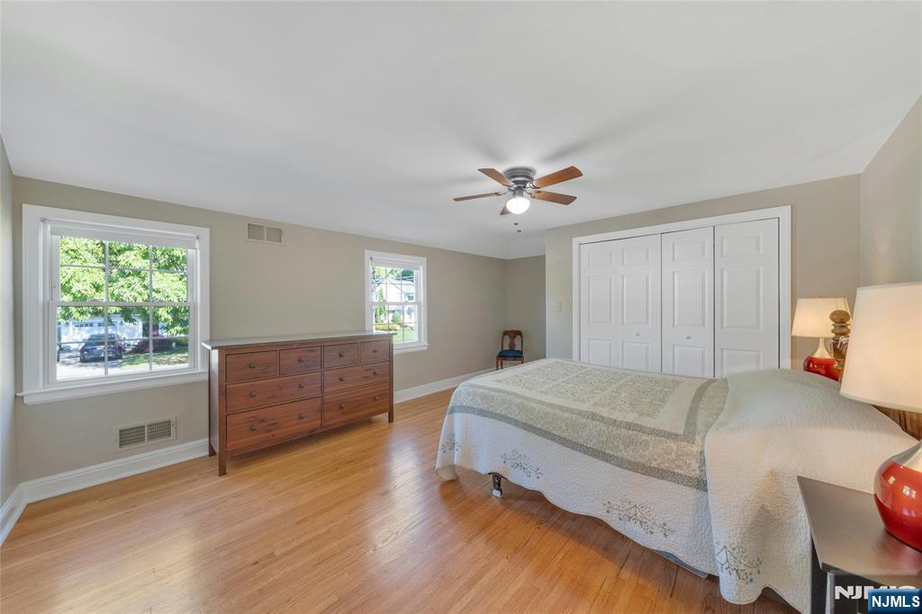 678 Millbrook Road River Edge, NJ 07661 - Photo 21 of 34