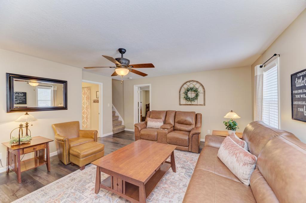 33709 West River Road Wilmington, IL 60481 - Photo 6 of 28