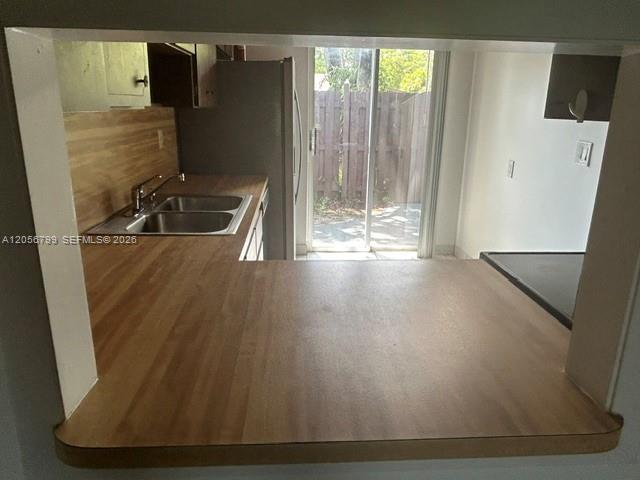 115 Fox Road, Unit 241 Hollywood, FL 33024 - Photo 19 of 27 Gallery Image 19