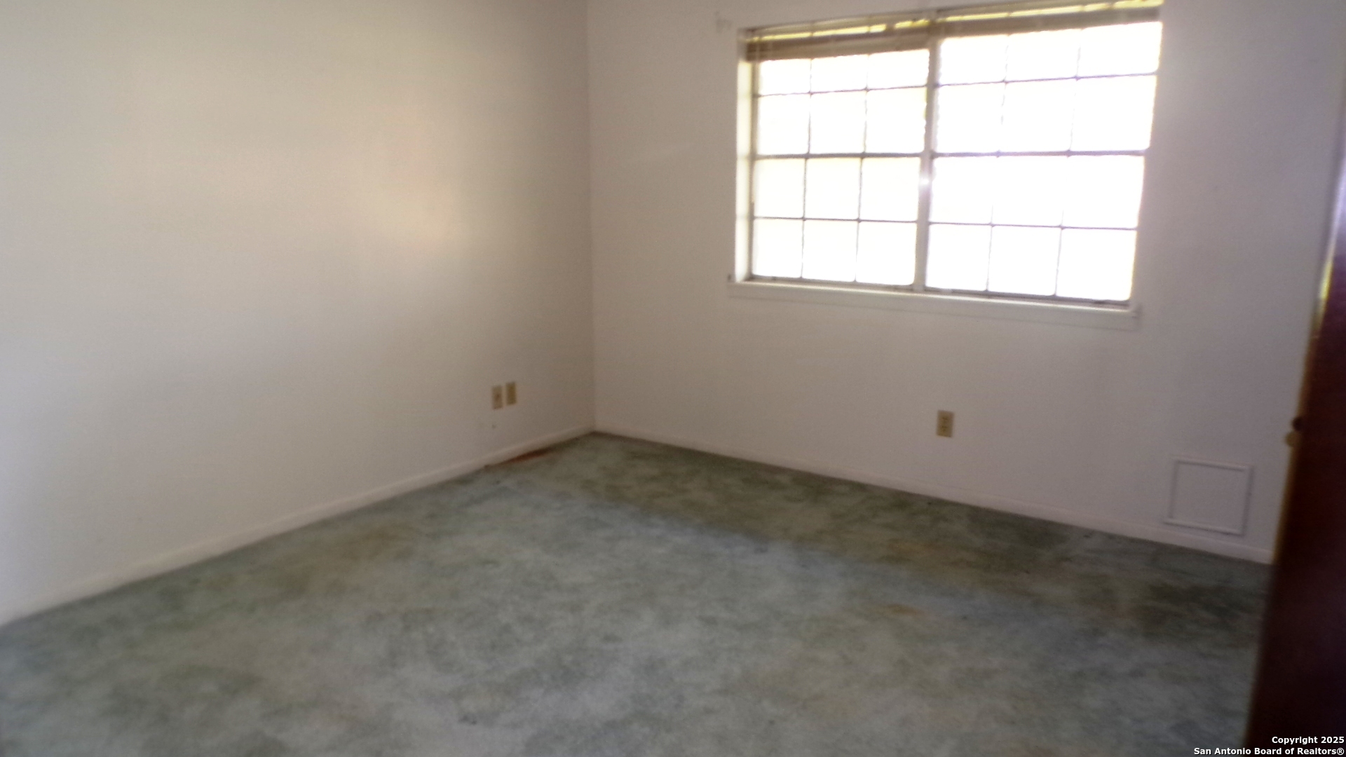 1036 Hilltop Road Beeville, TX 78102 - Photo 32 of 34