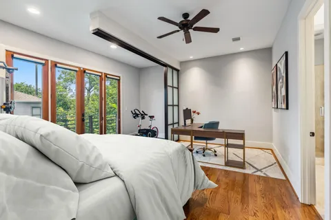 $1,250,000 | 815 East 27th Street, Houston, TX 77009