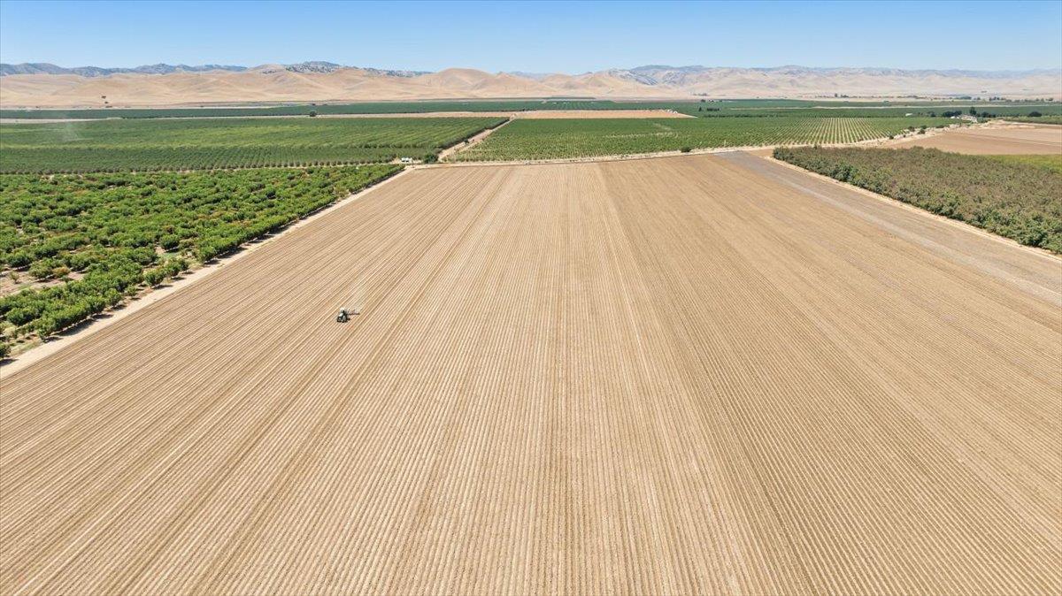 0 Schmidt Road Gustine, CA 95322 - Photo 13 of 33 a view of outdoor space and yard