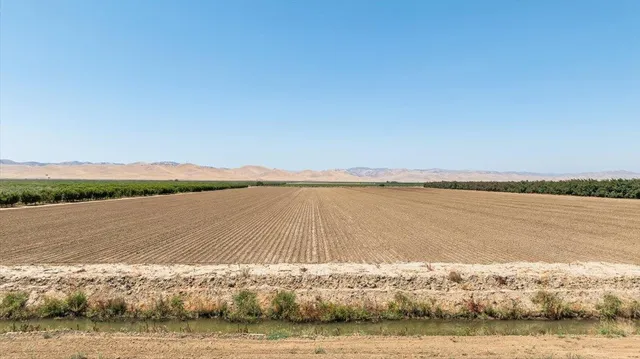 $1,530,000 | 0 Schmidt Road, Gustine, CA 95322