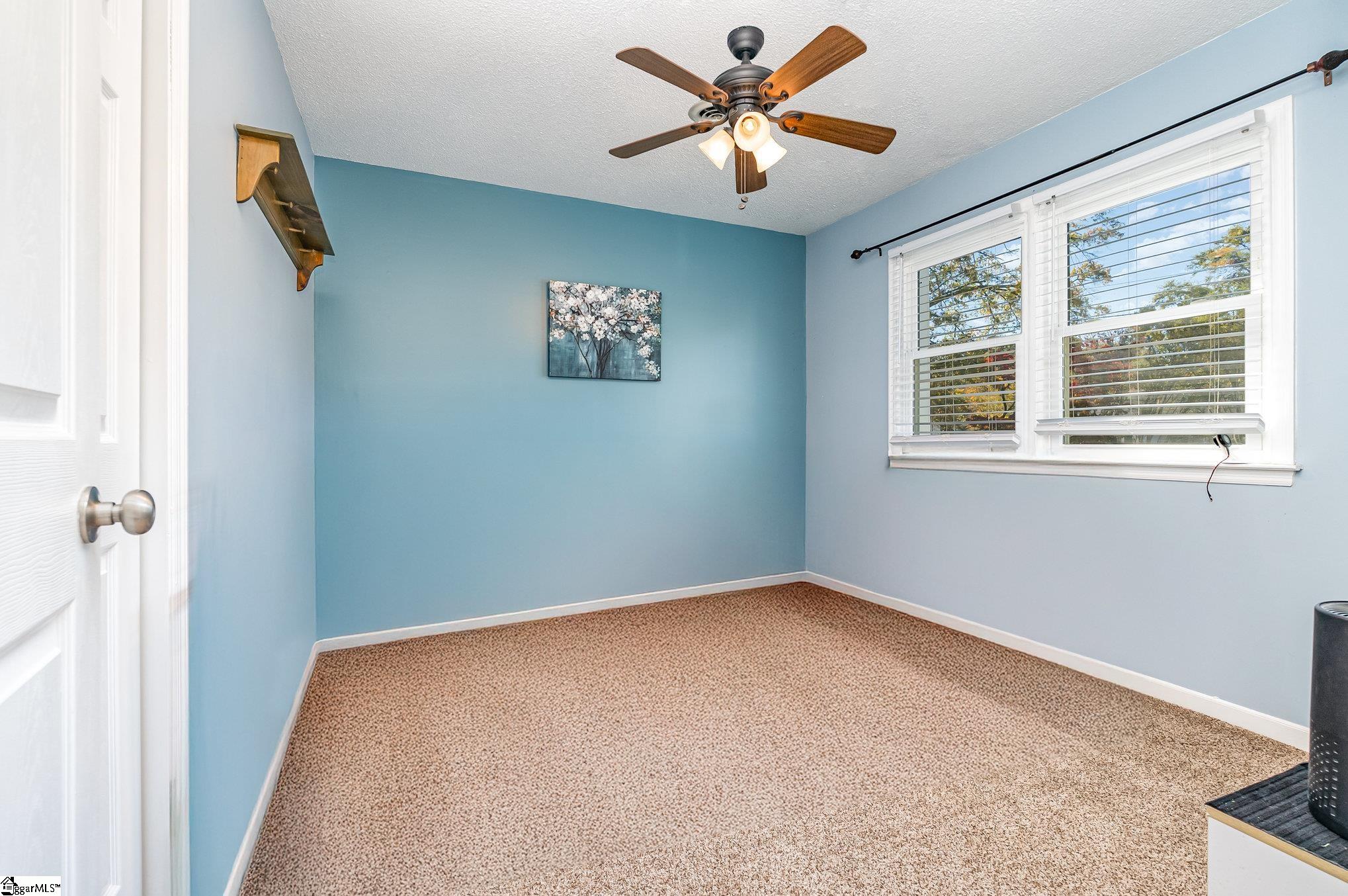 22 Hidden Springs Road Spartanburg, SC 29302 - Photo 14 of 31