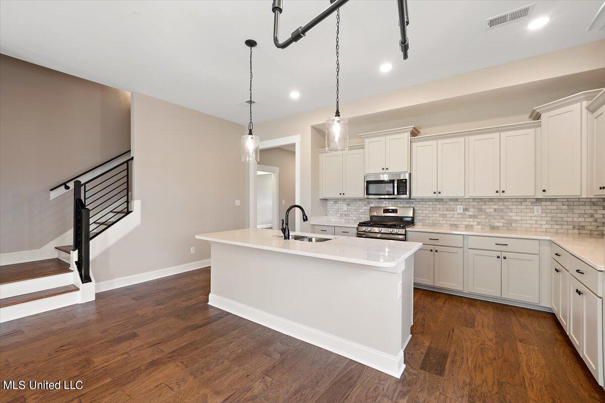 7548 Thomas Riley Street Hernando, MS 38632 - Photo 11 of 34 Dogwood