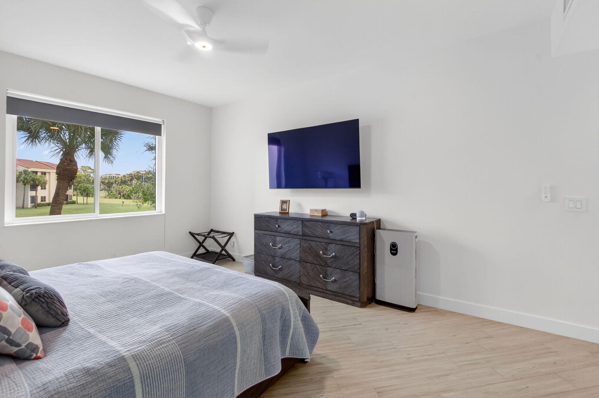 7546 La Paz Boulevard, Unit 205 Boca Raton, FL 33433 - Photo 16 of 33 master bedroom