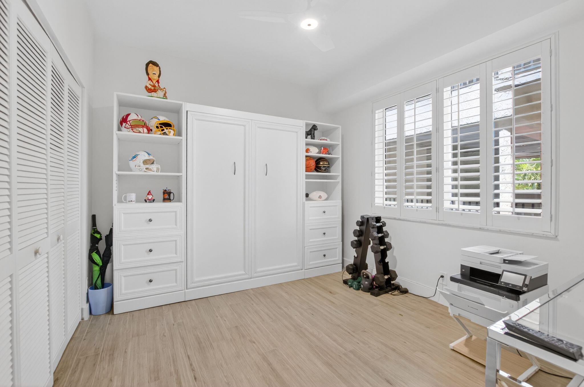 7546 La Paz Boulevard, Unit 205 Boca Raton, FL 33433 - Photo 23 of 33 3rd bedroom