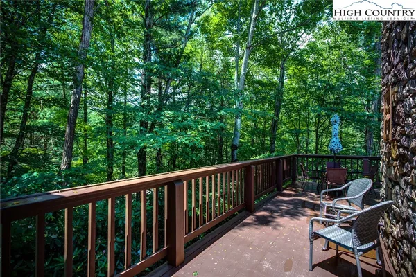$575,000 | 151 The Cones, Unit A4, Blowing Rock, NC 28605