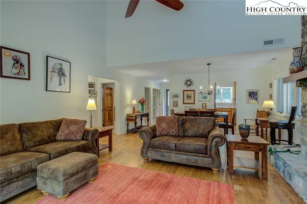 $575,000 | 151 The Cones, Unit A4, Blowing Rock, NC 28605