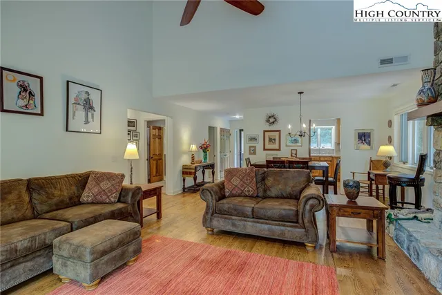 $580,000 | 151 The Cones, Unit A4, Blowing Rock, NC 28605