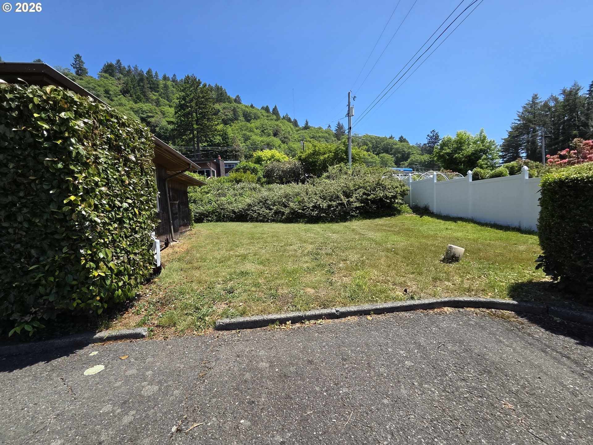 16005 Carson Lane Brookings, OR 97415 - Photo 3 of 36 Yard