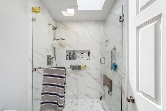 a view of entryway and hall