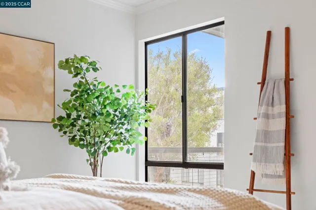 a view of an house with backyard space and swimming pool