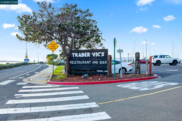 $385,000 | 4 Commodore Drive, Unit D335, Emeryville, CA 94608