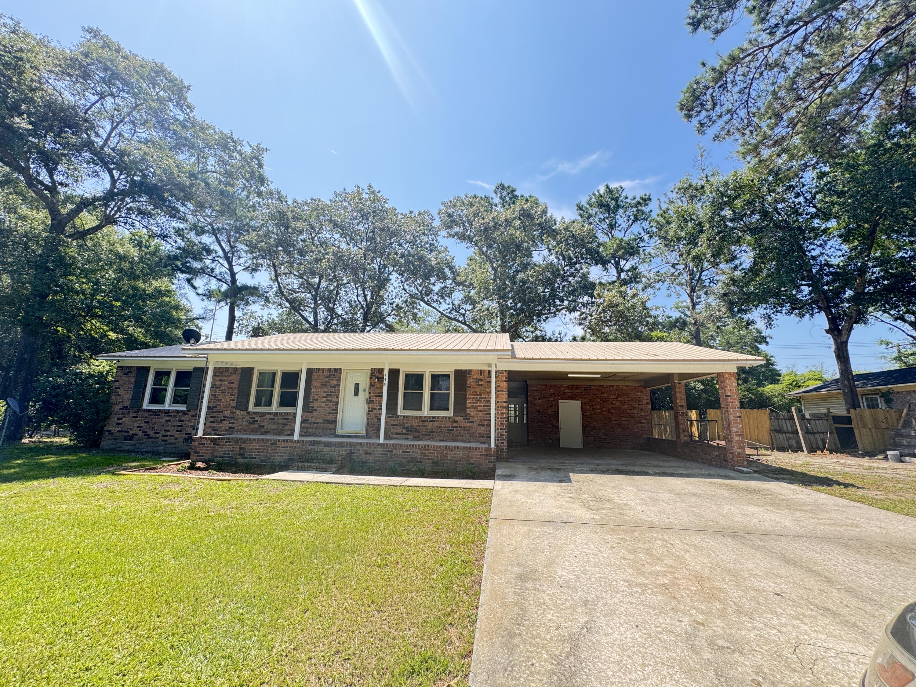 449 Estates Drive Walterboro, SC 29488 - Photo 4 of 30 IMG_0706