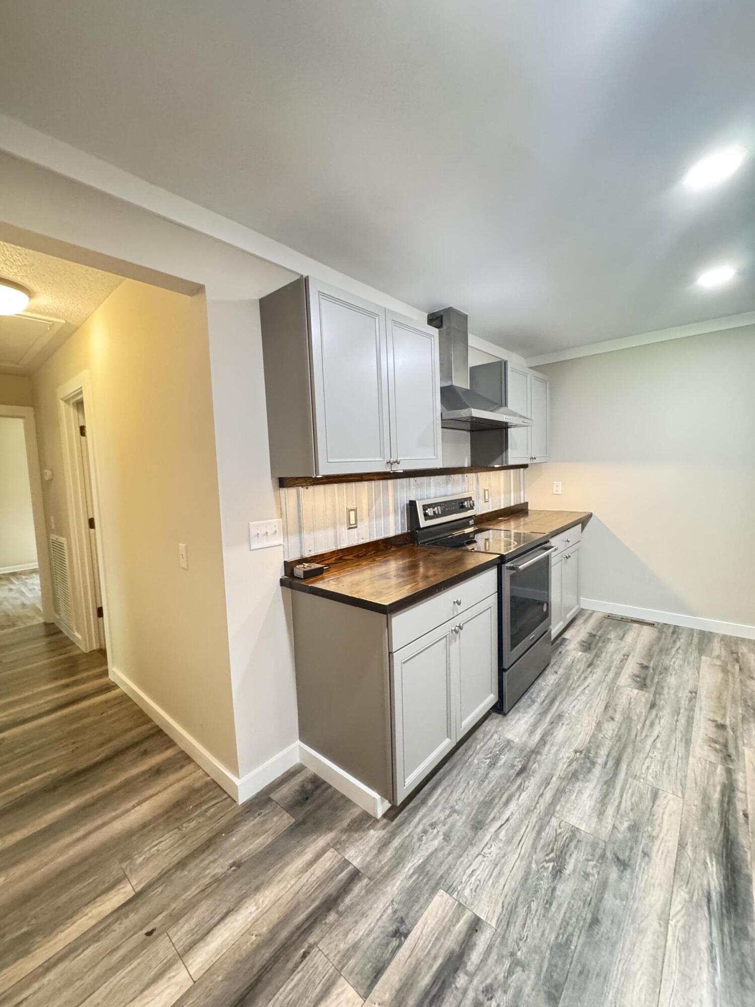 449 Estates Drive Walterboro, SC 29488 - Photo 8 of 30 IMG_0693