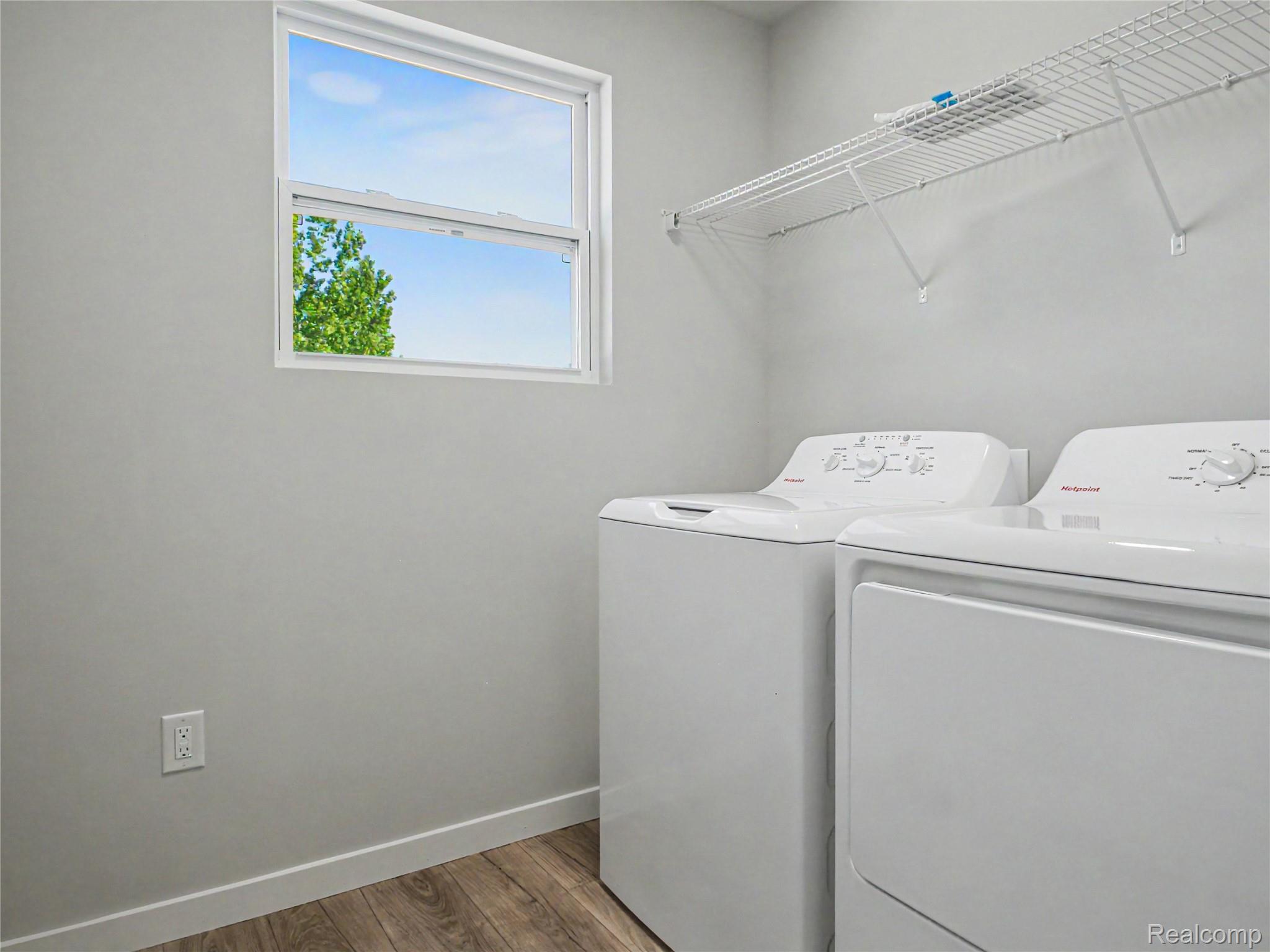 3172 Quail Ridge Court Clio, MI 48420 - Photo 7 of 29 Laundry Room – Washer & Dryer Included!