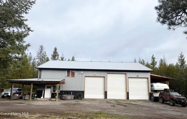 $948,000 | 365 Jacks Place, Oldtown, ID 83822