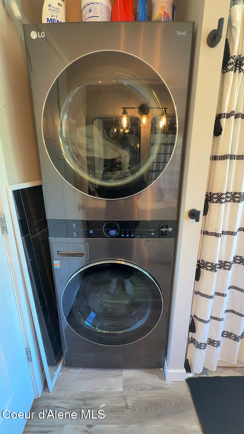 365 Jacks Place Oldtown, ID 83822 - Photo 11 of 27 Laundry